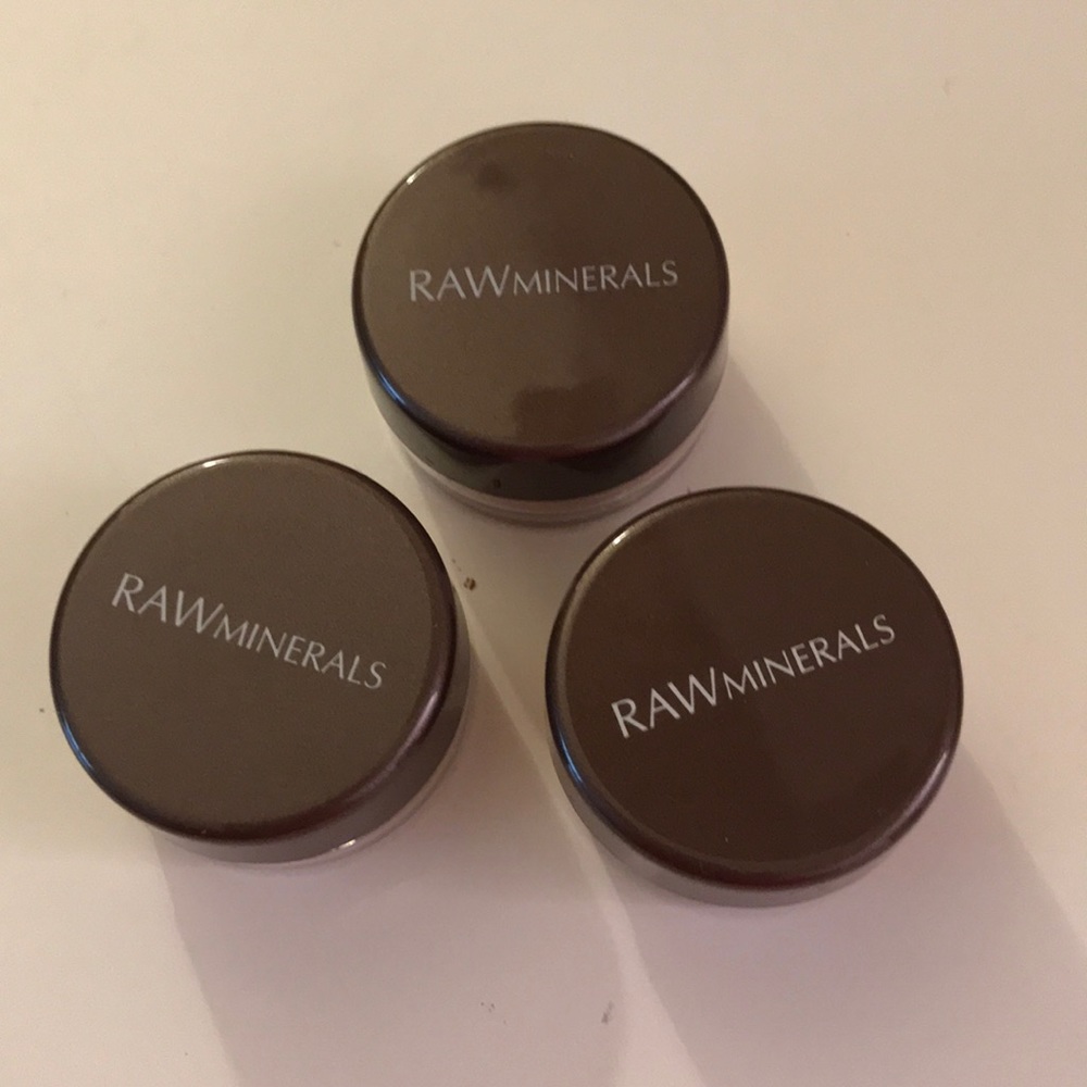 Raw minerals eye shadow trio set - Picture 2 of 2